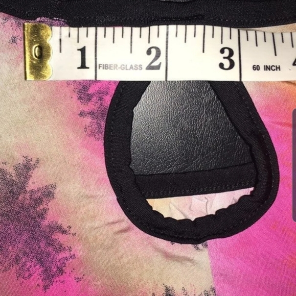 Lady's Preowned Shirt - Picture 4 of 4